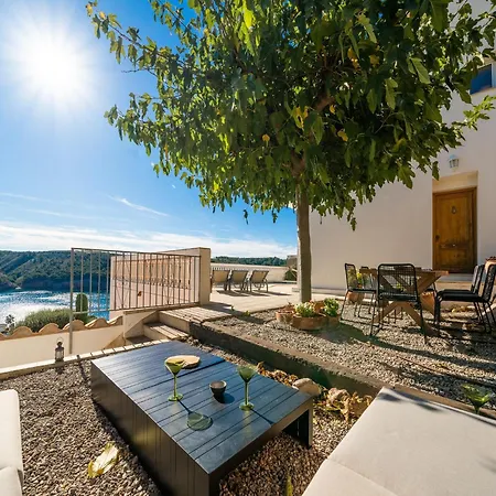 In L Escala With Private Pool & Garden *