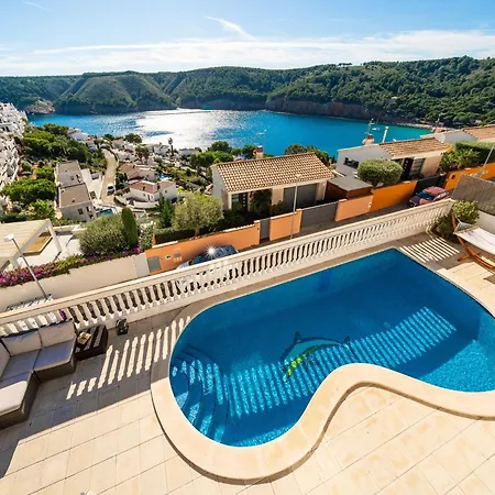 In L Escala With Private Pool & Garden וילה *